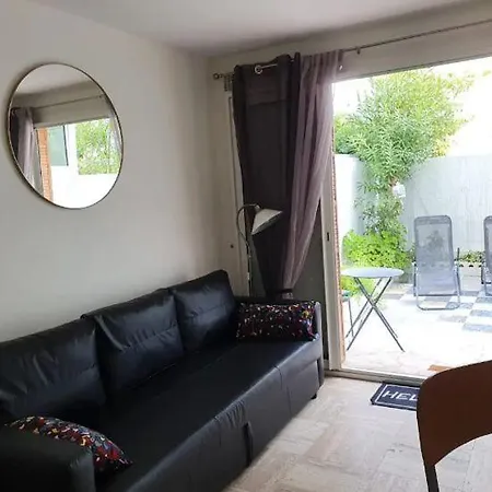 Pointe Croisette Avec Terrasse 아파트