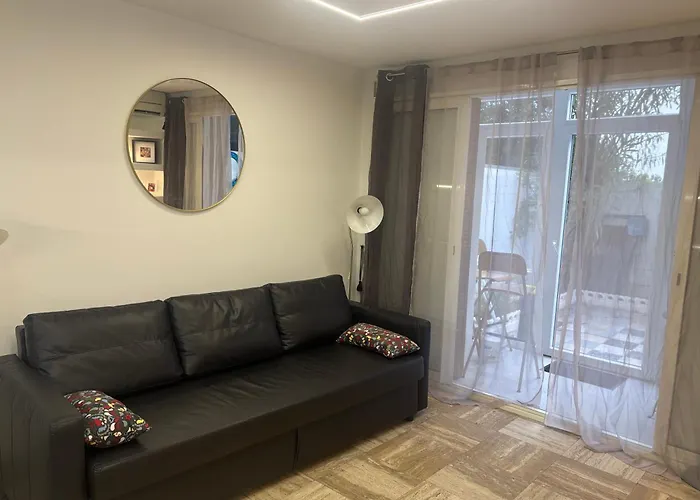 Апартаменты Pointe Croisette Avec Terrasse Канны